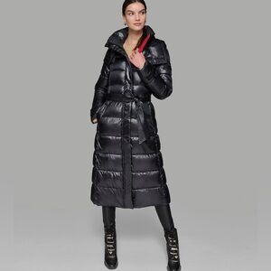 KARL LAGERFELD Paris
Women's Short Puffer Jacket